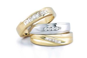 http://countryside-jewelry.com/wp-content/uploads/cj-page-bridal-mens-bands-300x200.jpg